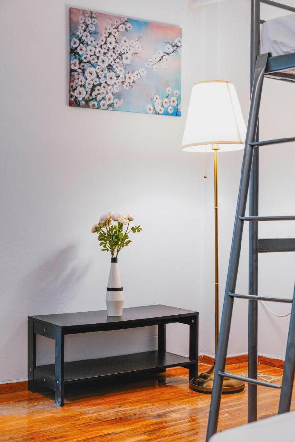 Urban Escape Next To Acropolis And Athens City Center Екстериор снимка